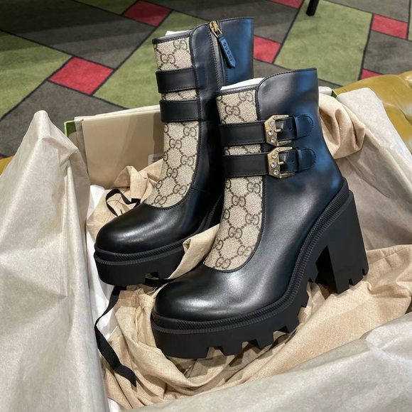 New Gucci boots GG monogram Crystal Buckle Black Ankle Combat Boots 38/ US 8 - Picture 7 of 10